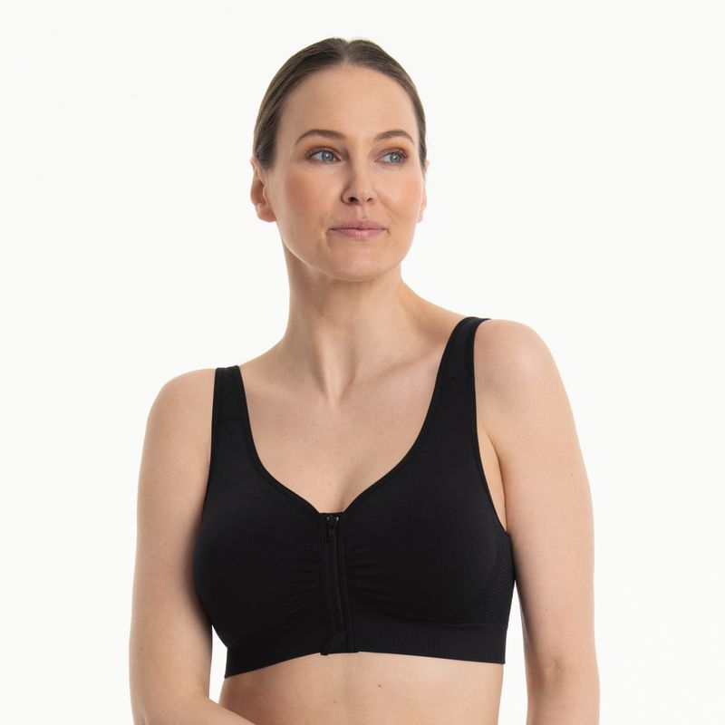 5768X Lynn Black 001