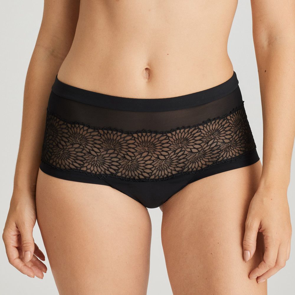 0563182 Sophora Black