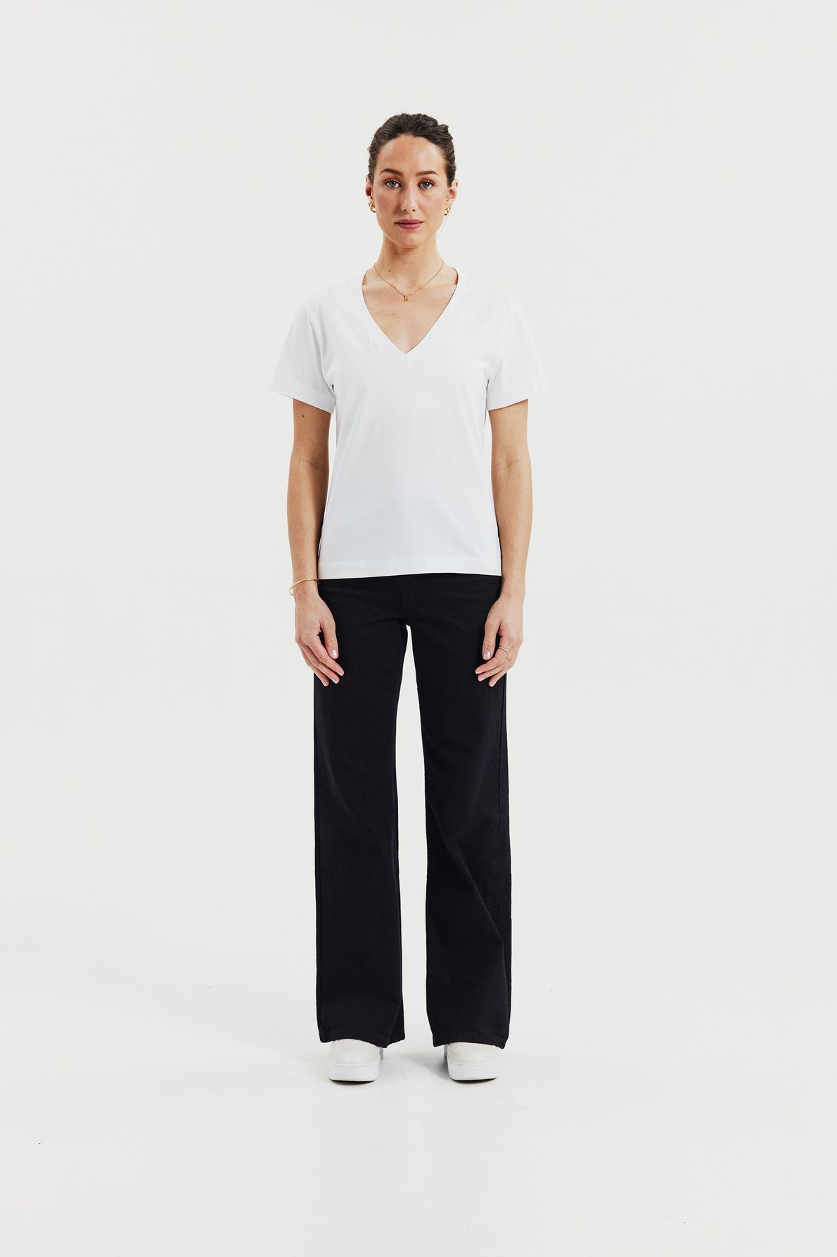Bread & Boxer V-Neck Regular White