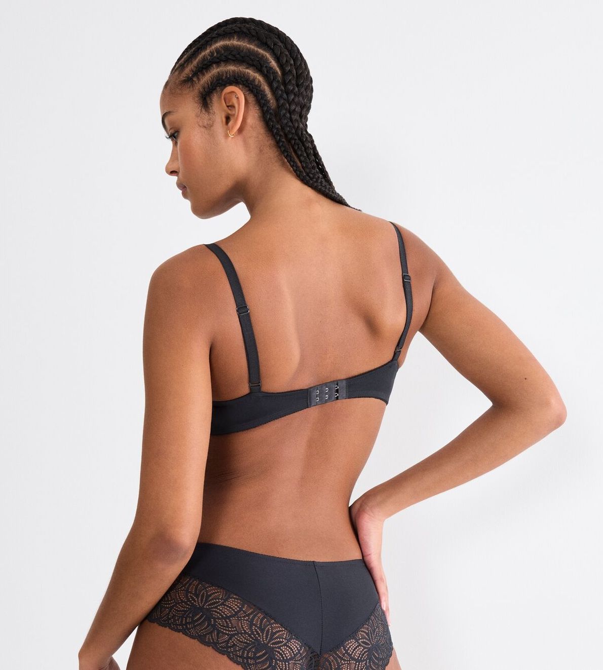 Amourette Graphic W Black