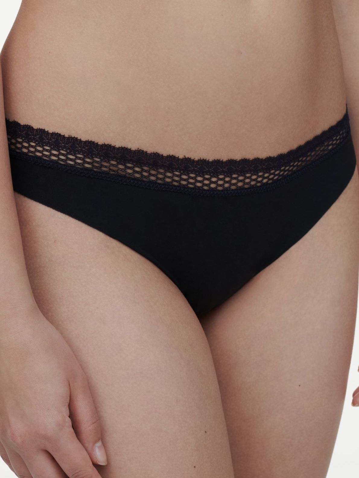 C17Og0 Cozy Chic Black