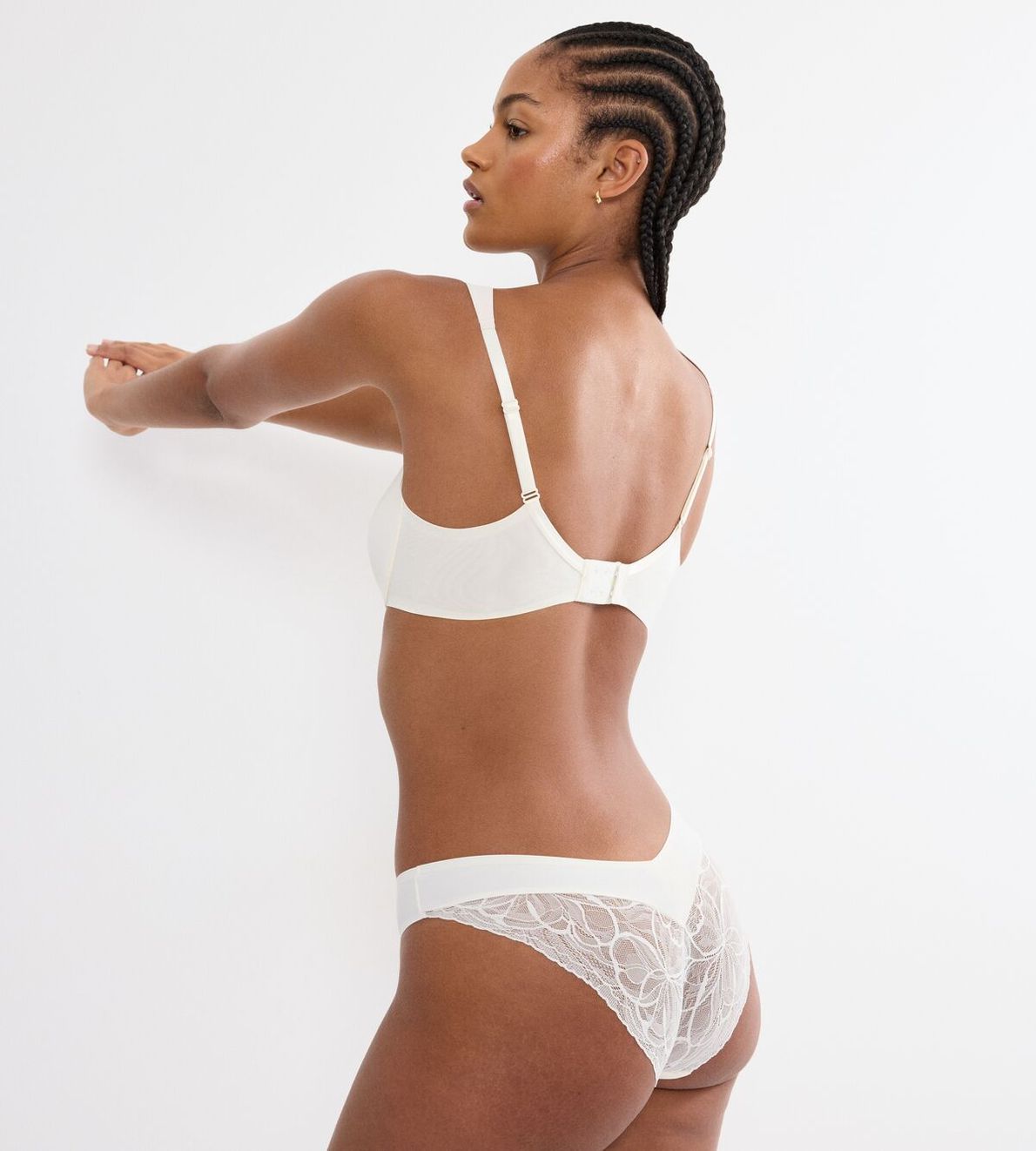 Bmu Illusion Curve W01 Ecru White 1595