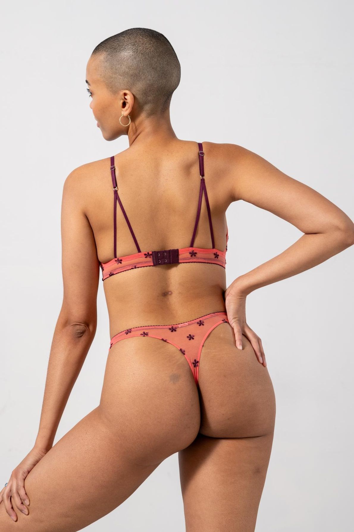 Mesh Thong Coral/Cherry
