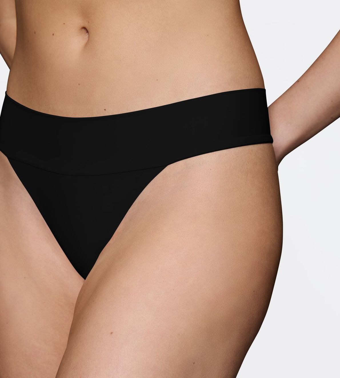 Body Make-Up Illusion String Ex Black 0004