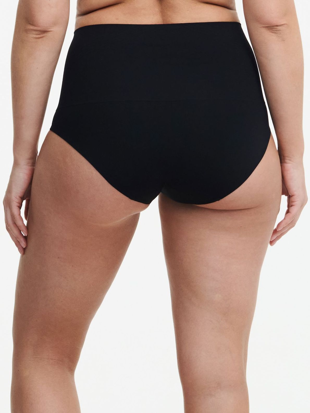 C10U70 Smooth Comfort Black 011