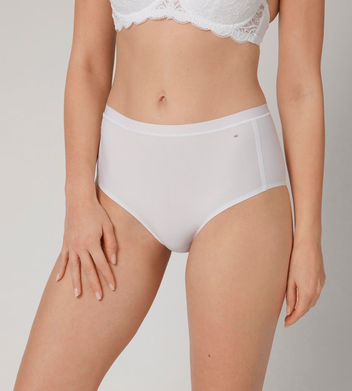 Smart Micro Maxi 01 White 0003