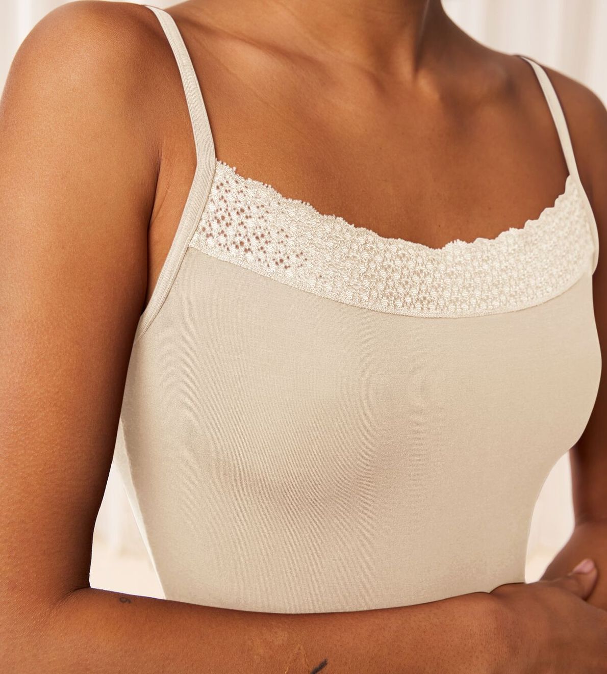 Feel Of Modal Spaghetti Top Creamy Dream 6720