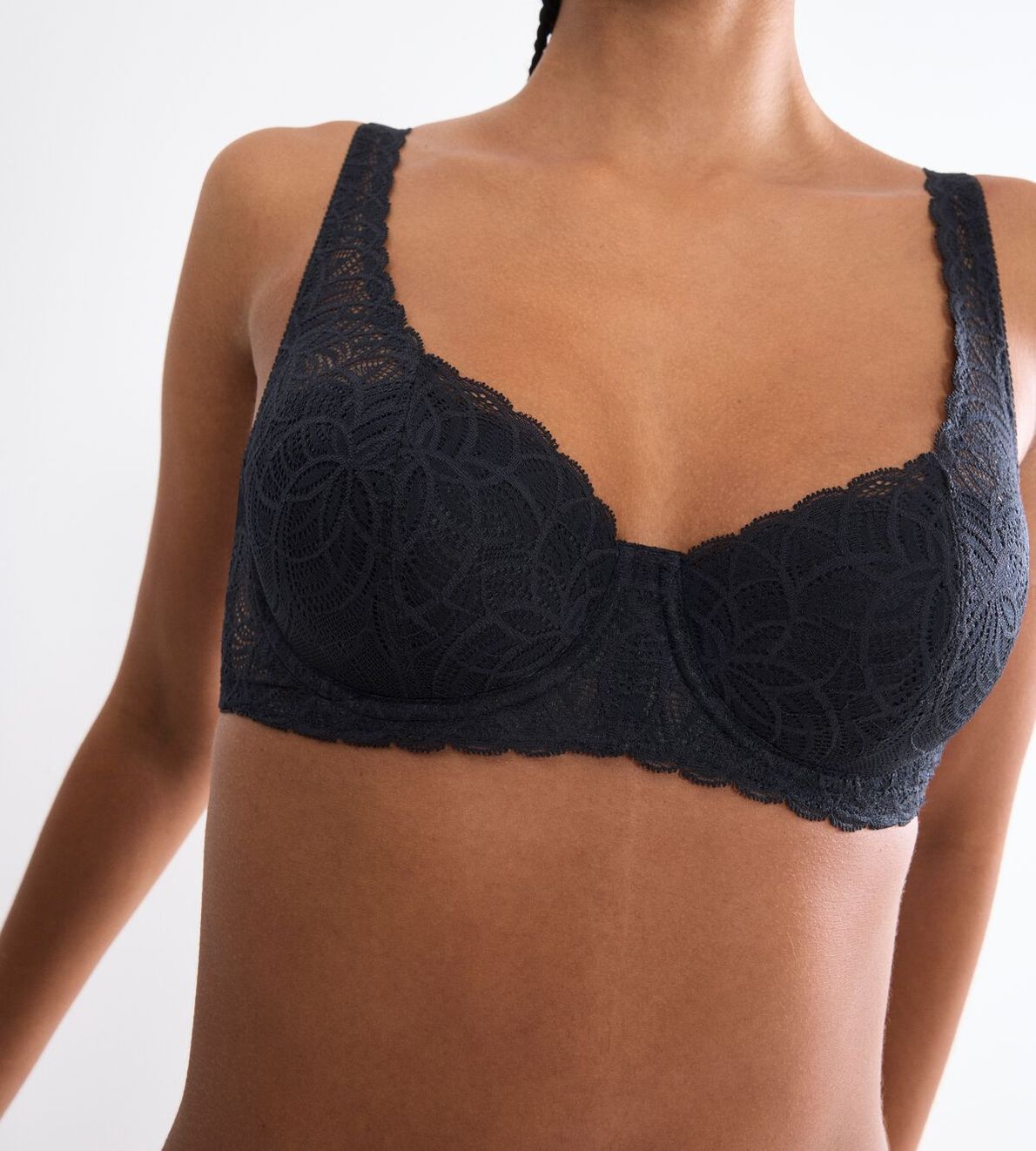 Amourette Graphic Whp Black