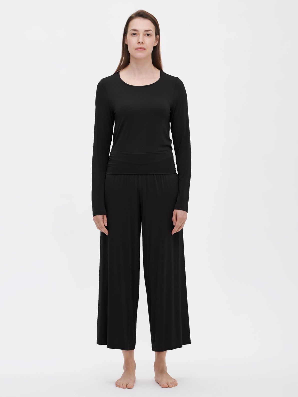 Nanso 26421 Hento Black