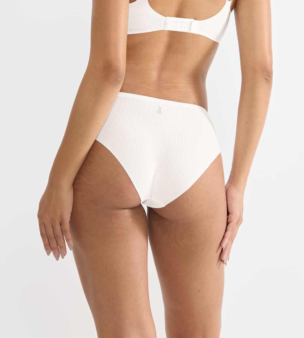 Sloggi Zero Feel Pure High Leg Silk White 00Gz