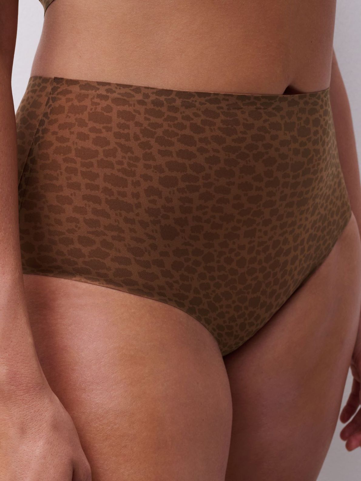C11D70 Soft Stretch Wild Brown C60