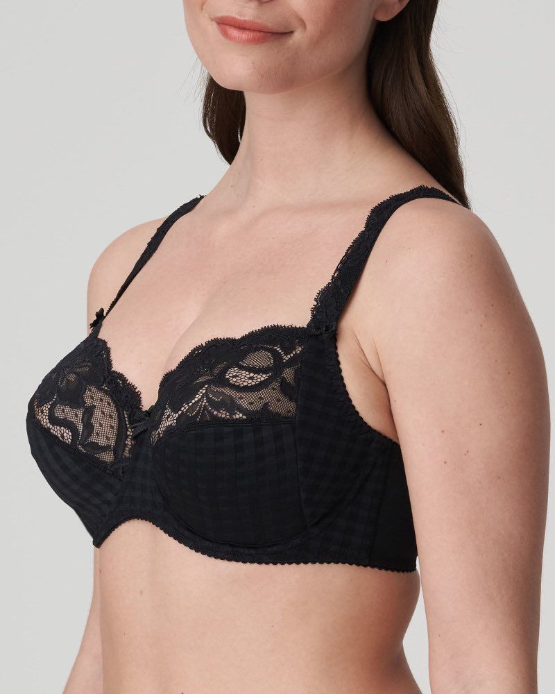 0162120 Madison Black
