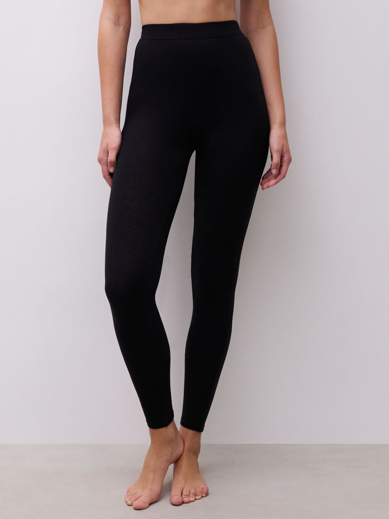 C1B8E3 Warm Radiance Black 011