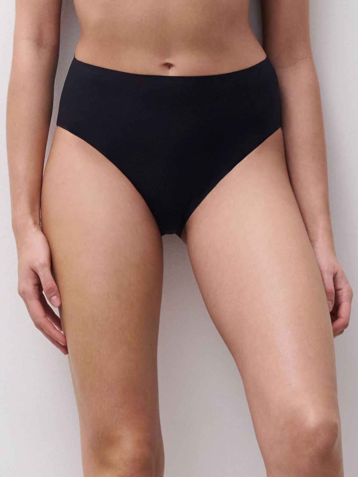 C106C7 Soft Stretch Taitrosa Black 011