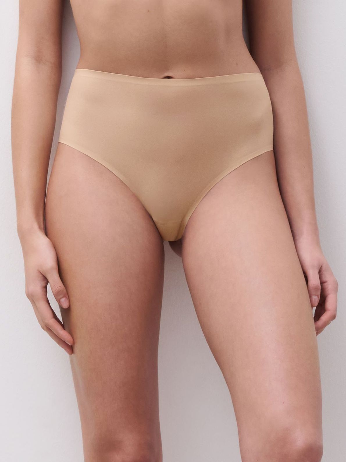 C10690 Soft Stretch Stringtrosa Nude 0WU