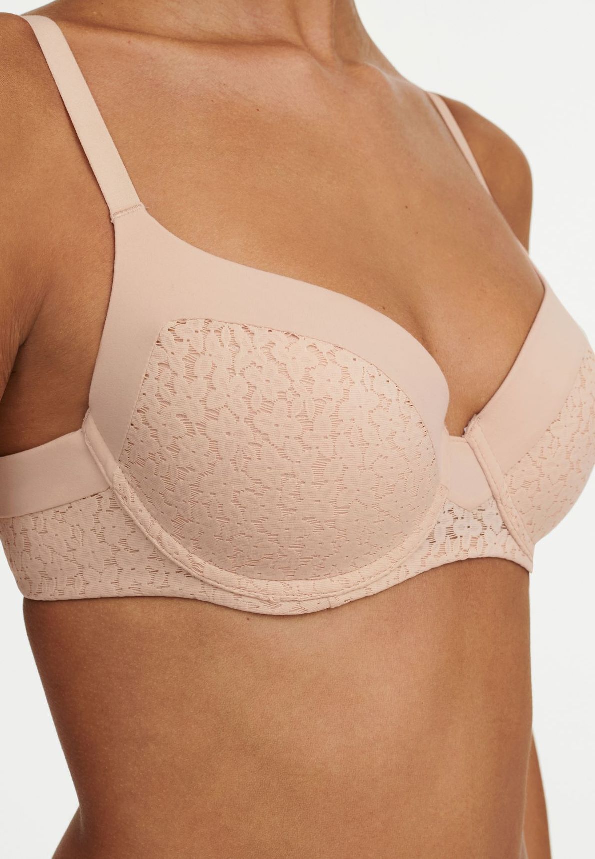 C13F90 Norah Golden Beige 01N