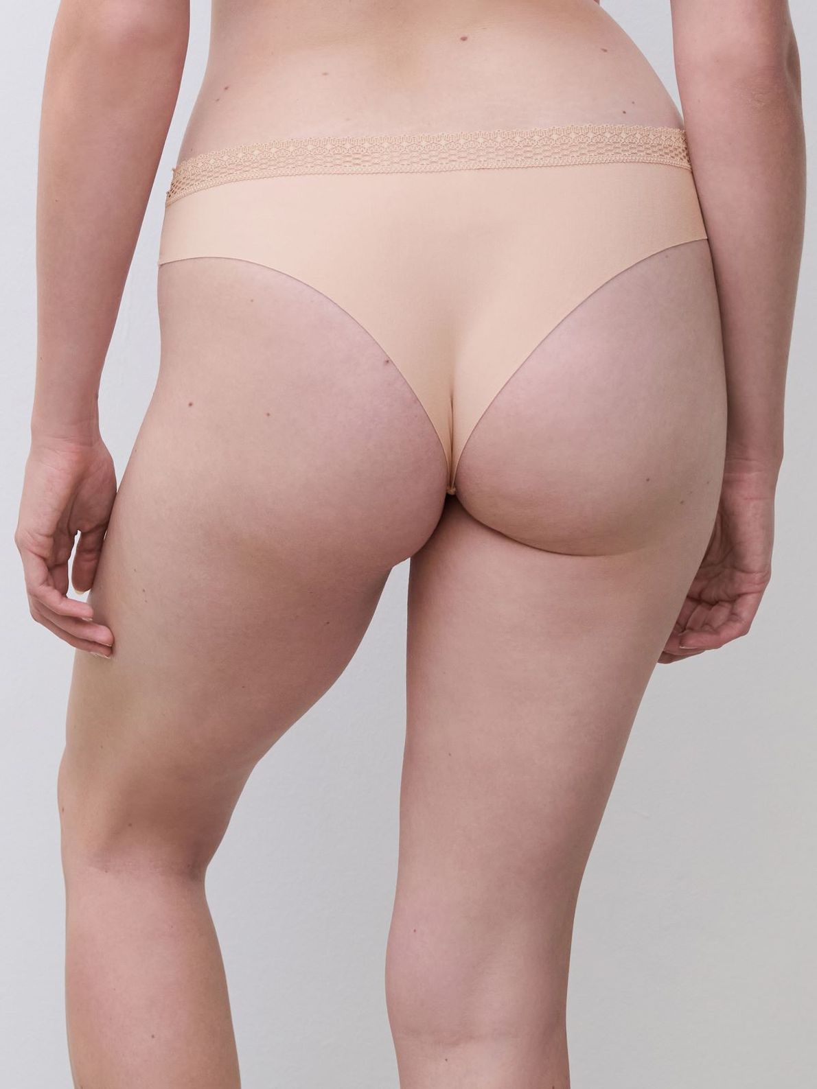C17Og0 Cozy Chic Clay Nude 00Q