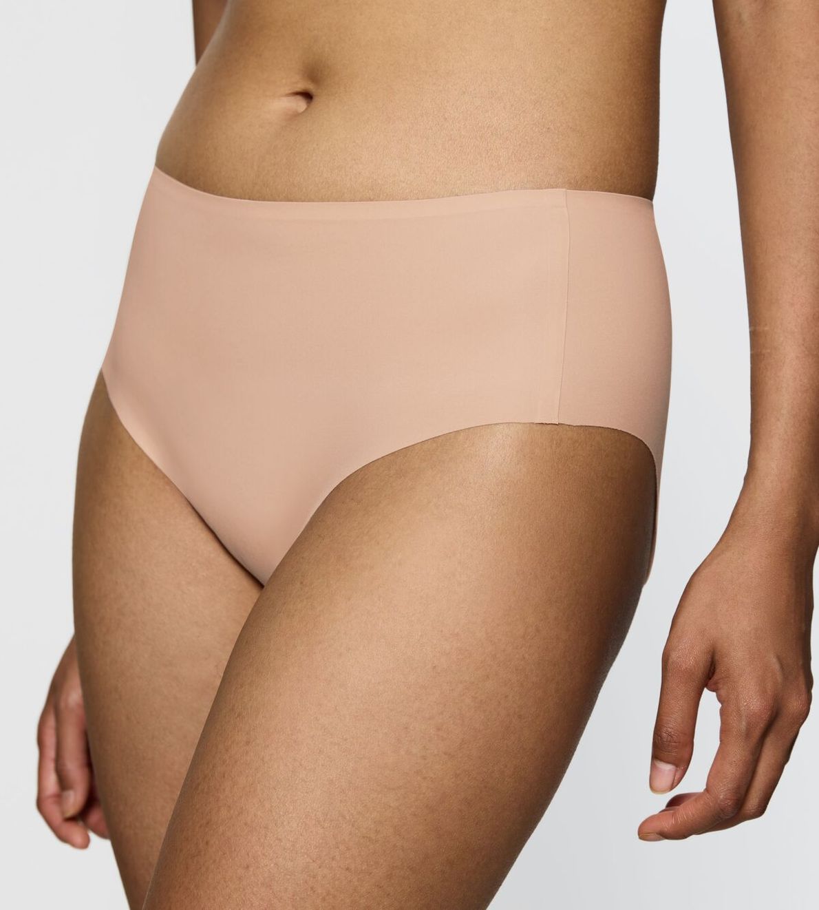 Smart Invisible Maxi Neutral Beige 00Ep