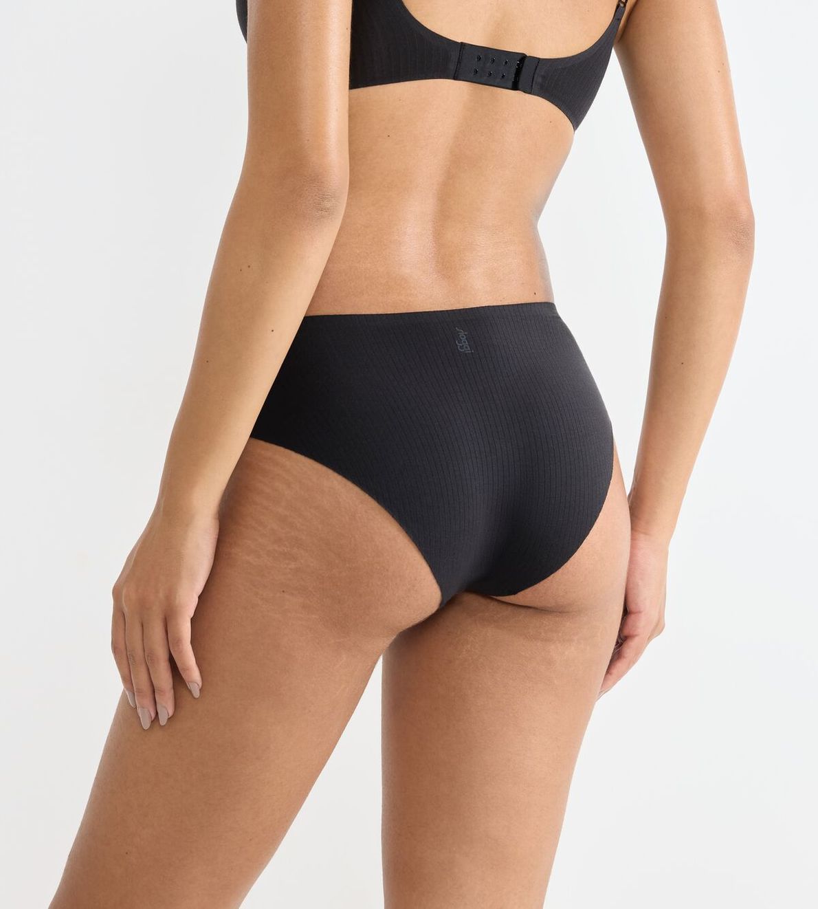 Sloggi Zero Feel Pure High Leg Black 0004