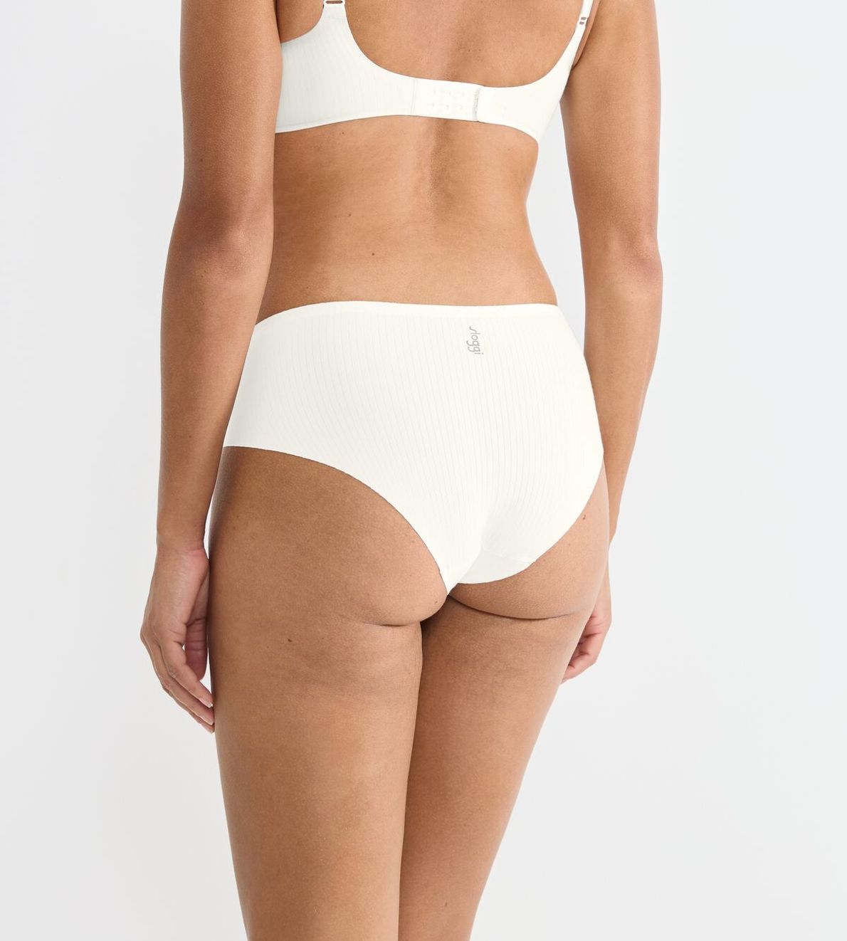 Sloggi Zero Feel Pure Hipster Silk White 00Gz