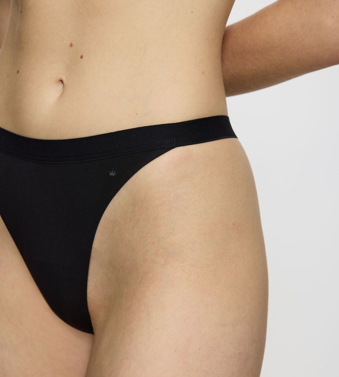 Smart Natural Brazilian String Black 0004