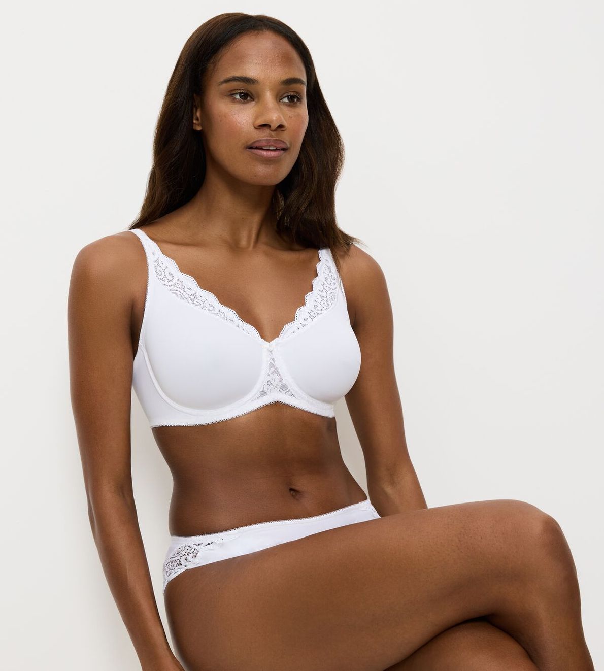 Amourette W01 White 0003