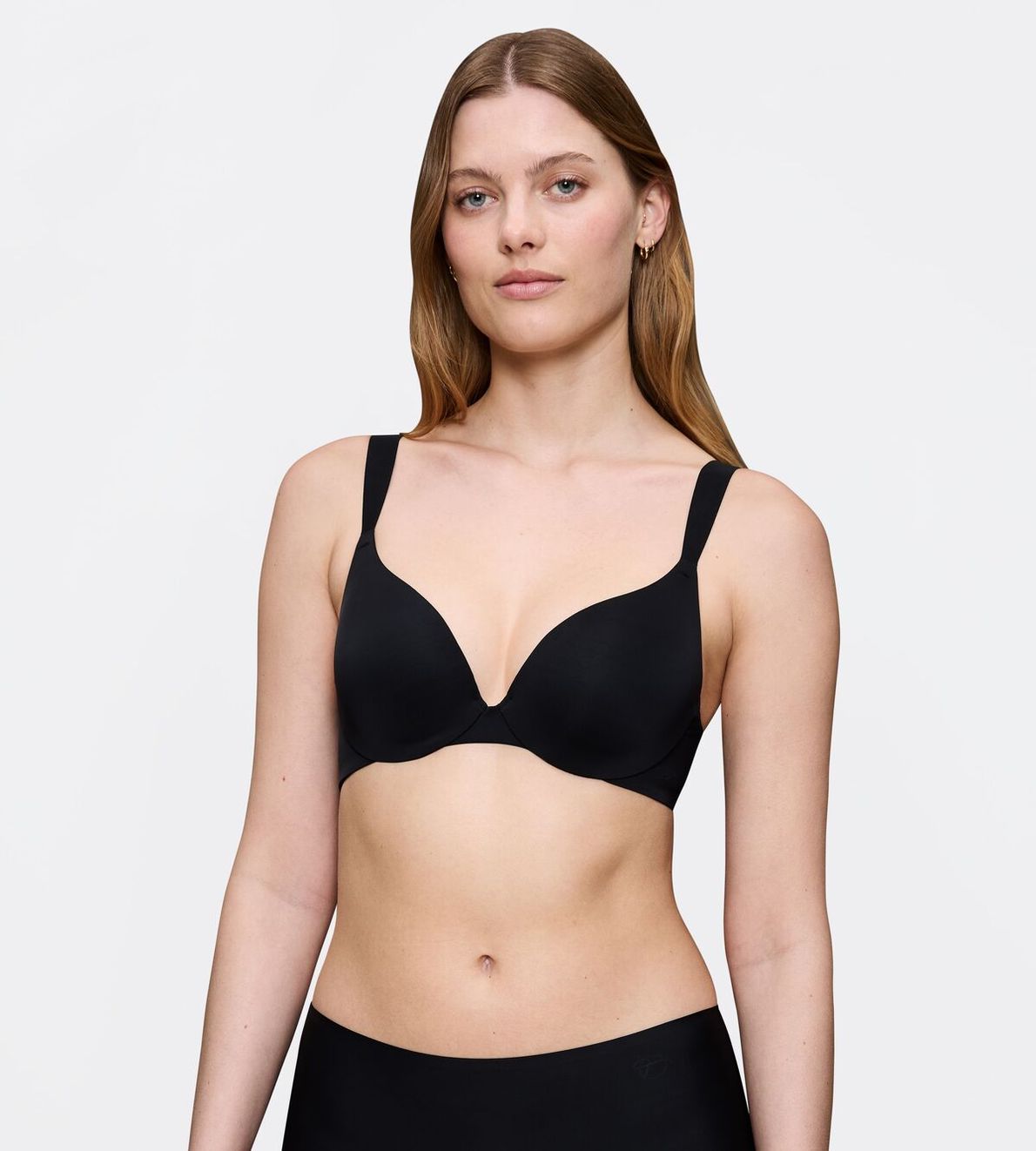 Body Make-Up Illusion Wp Ex Black 0004