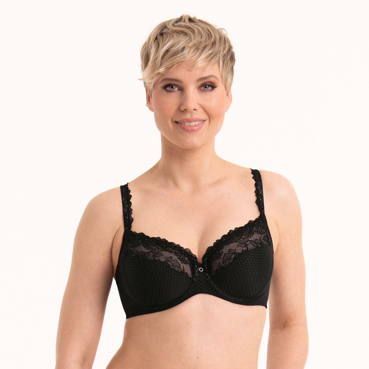 5294 Eloise Black 001
