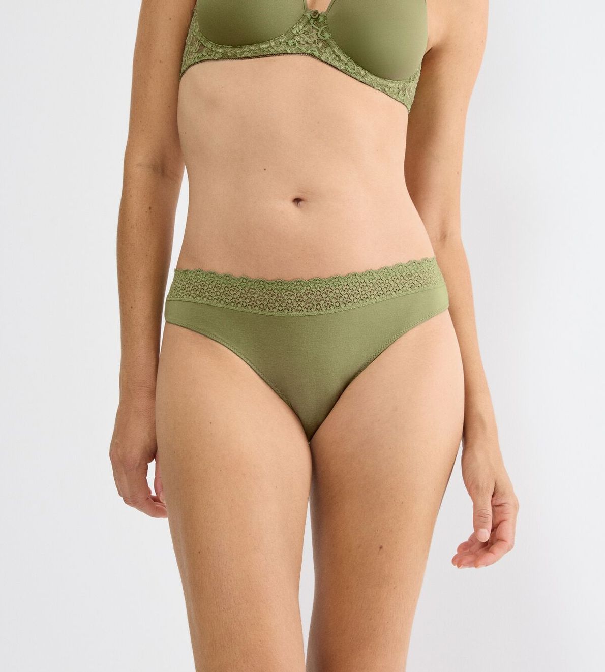 Feel Of Modal String Olive Gold 7855
