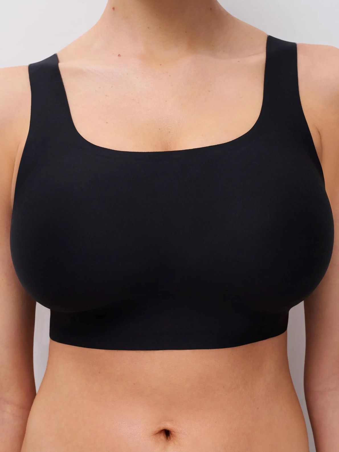 C26Bq2 Soft Stretch Power Black 011