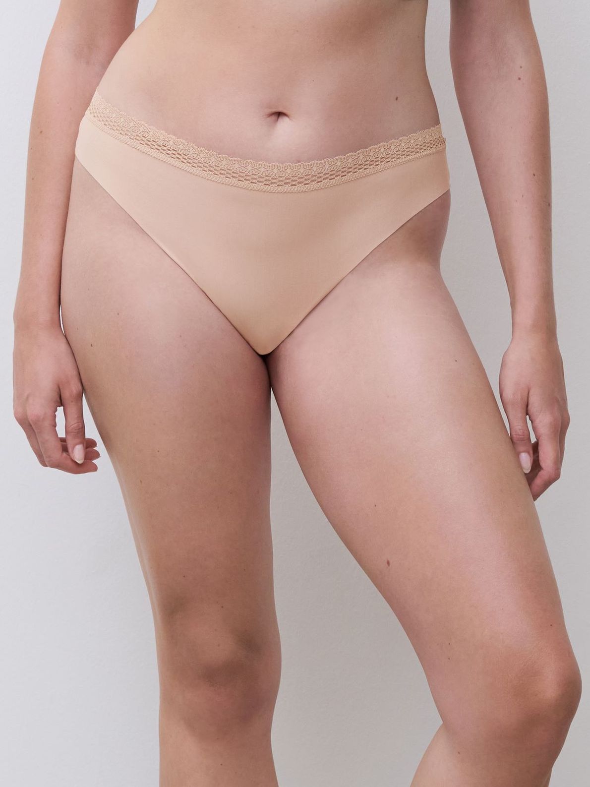 C17Og0 Cozy Chic Clay Nude 00Q