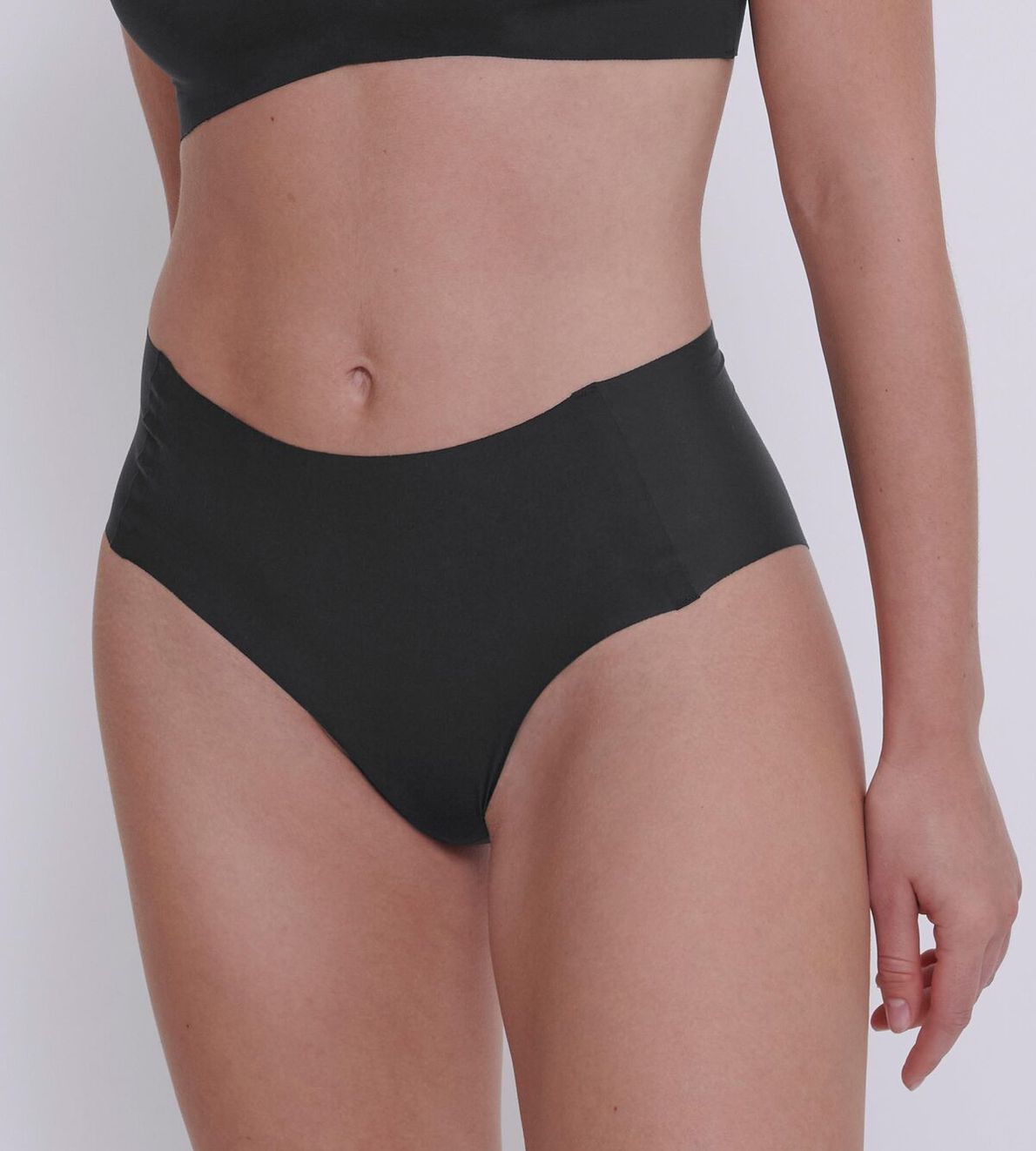 Sloggi Zero Feel 2.0 High Waist Black 04