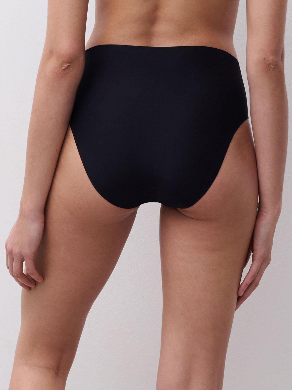 C106C7 Soft Stretch Taitrosa Black 011