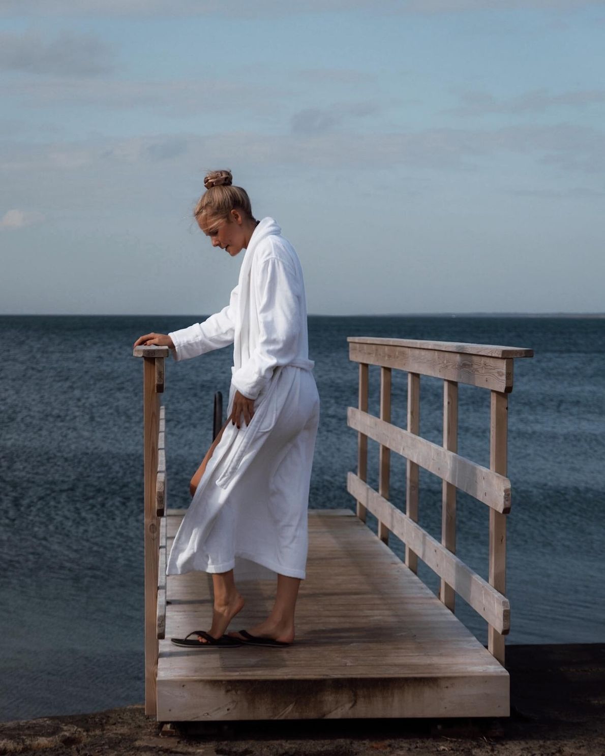 Koster Robe White