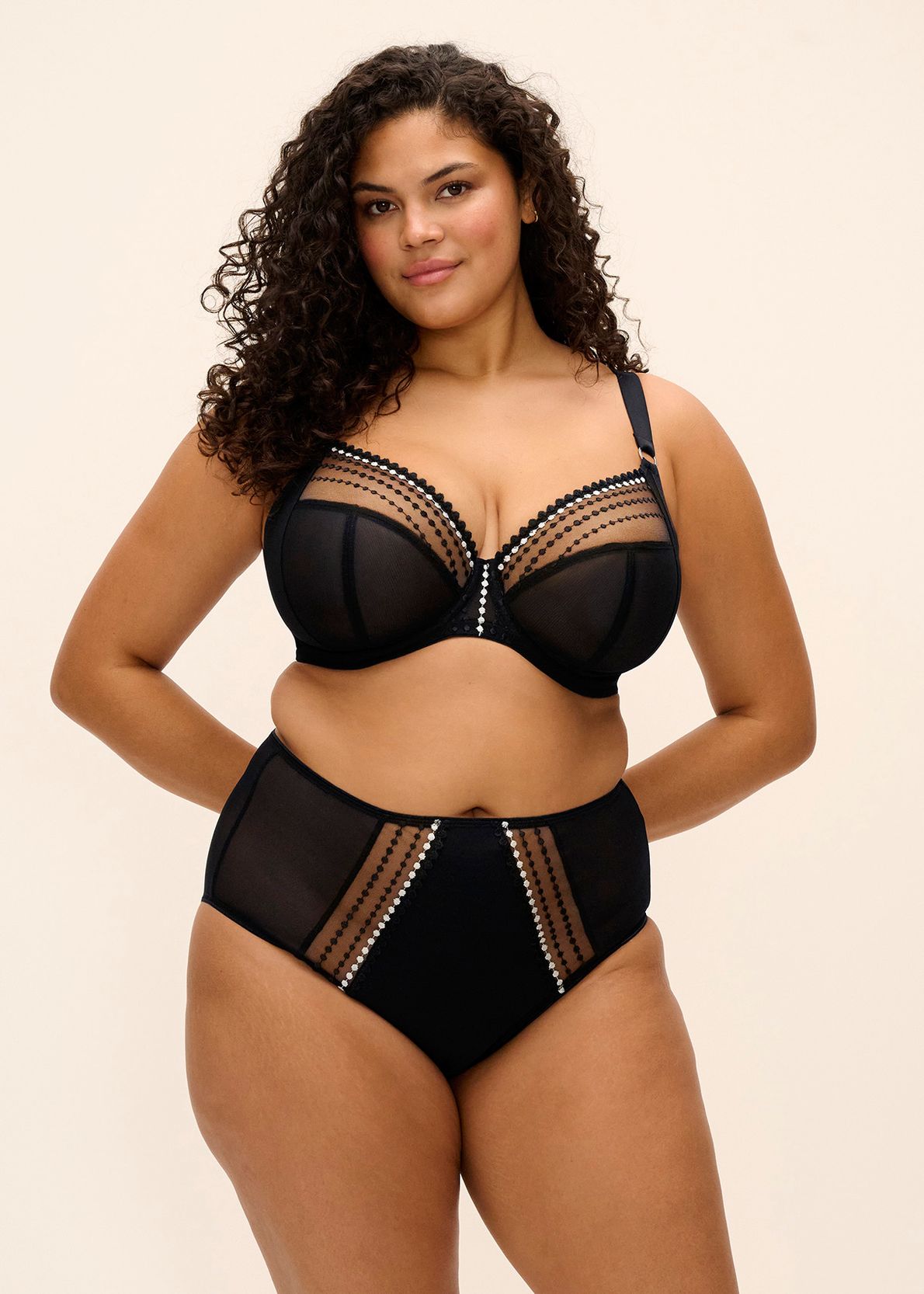 El8900 Matilda Uw Plunge Bra Black