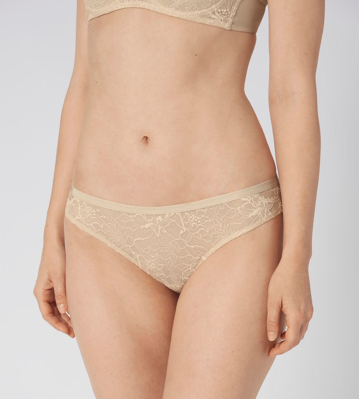 Amourette Charm Brazilian01 Creamy Dream 6720