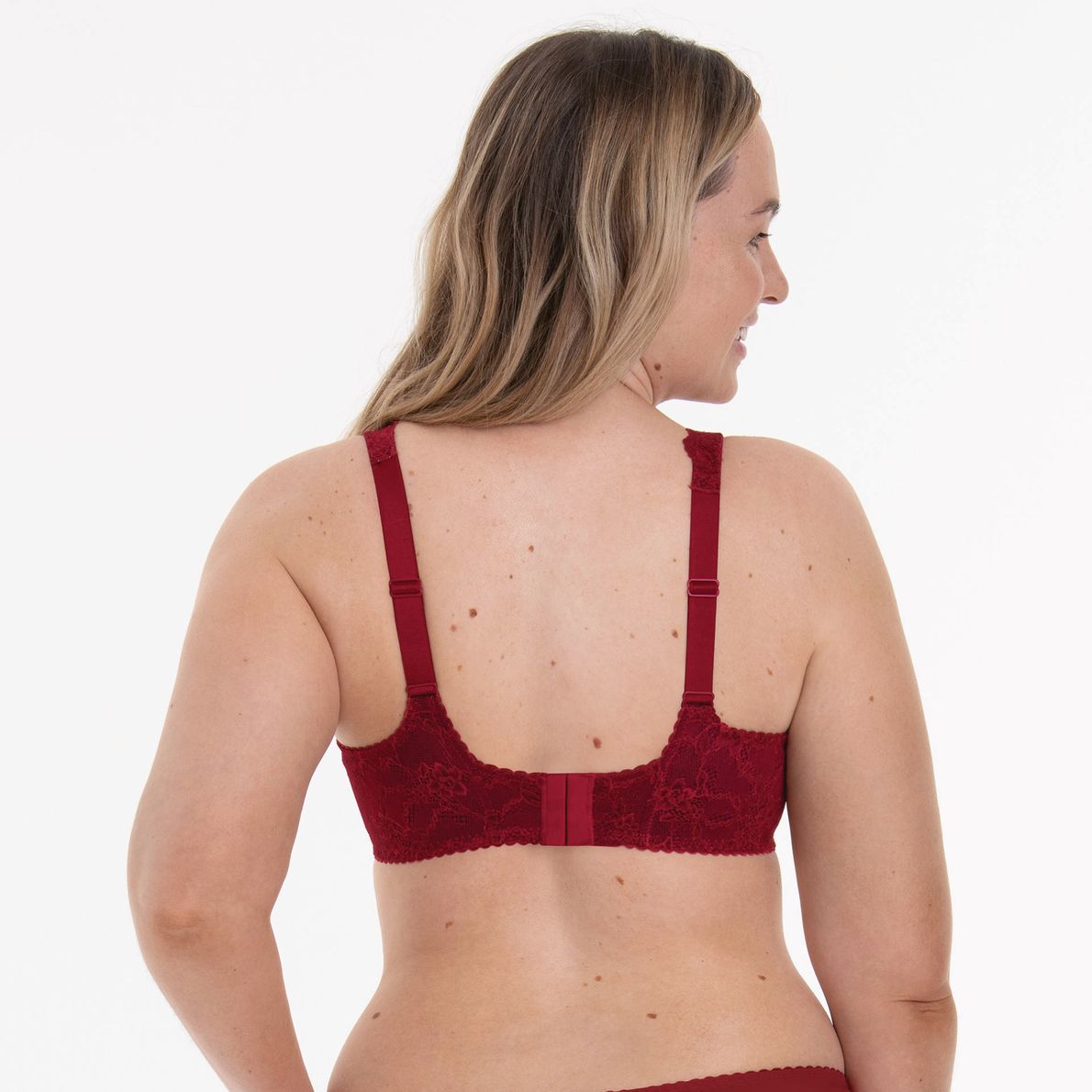 Rosa Faia 5289 Bobette Ruby 528