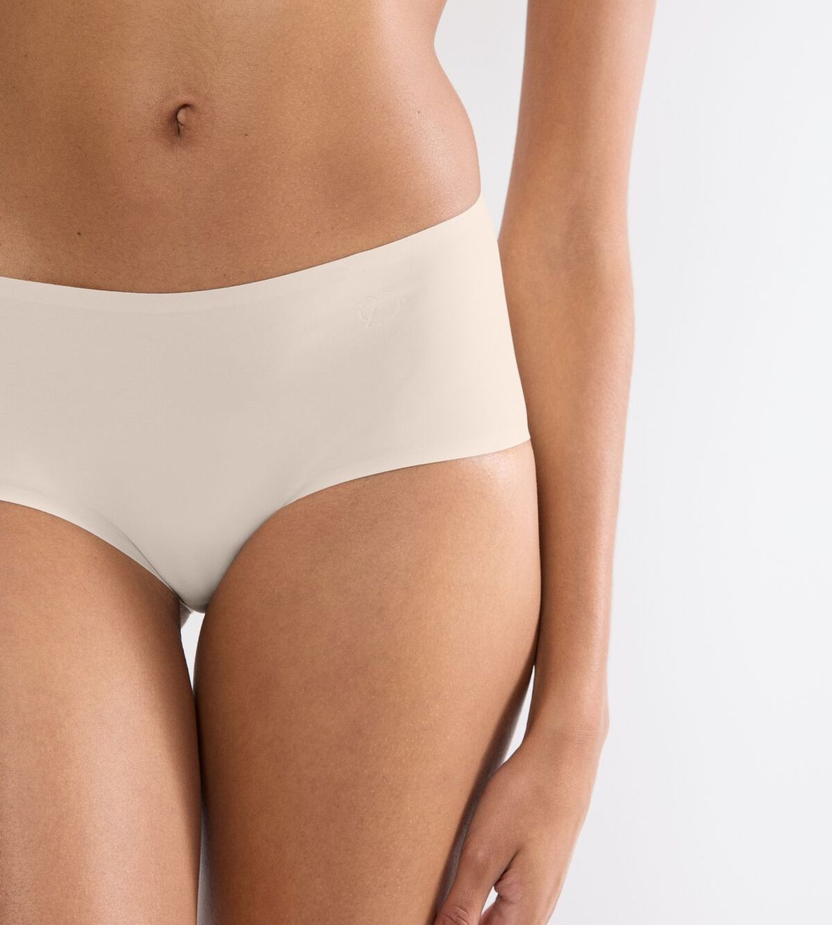 Body Make-Up Illusion Shorty Ex Nude Beige 00Nz
