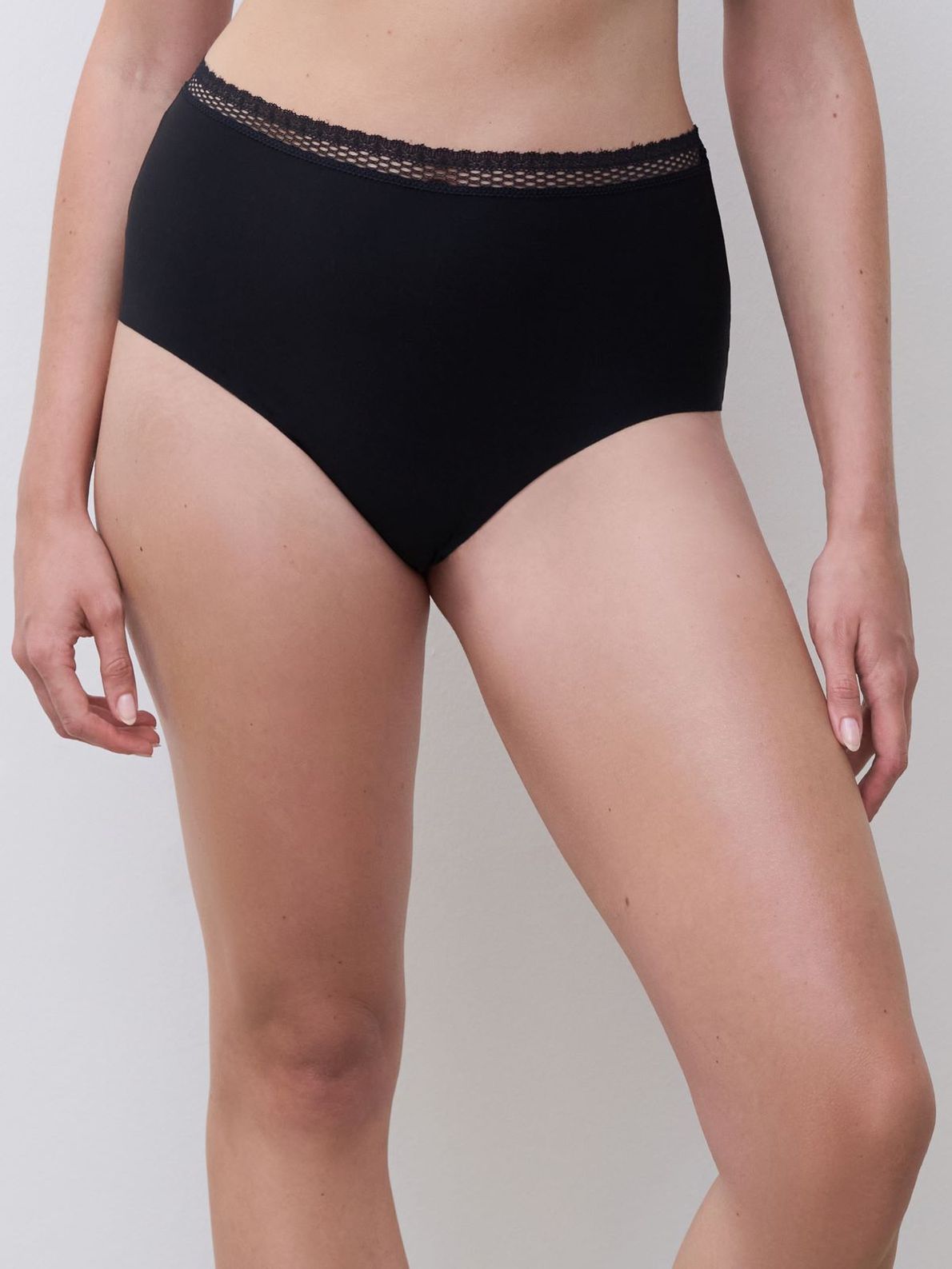 C17Oc7 Cozy Chic Black