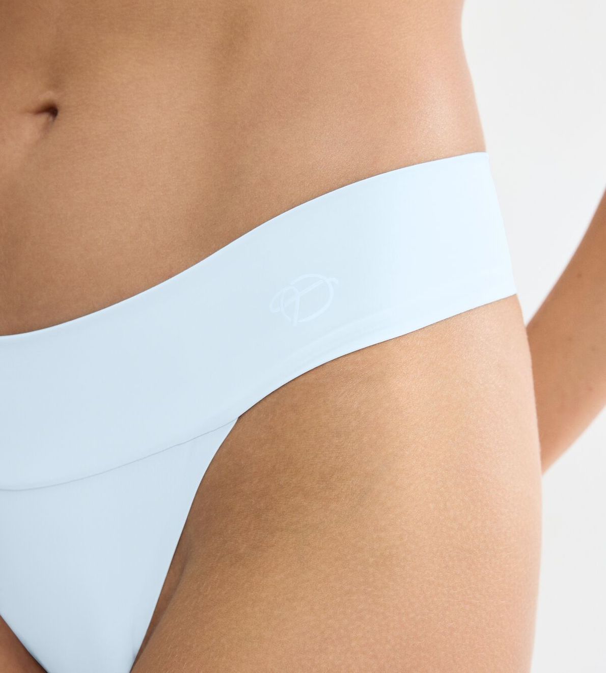 Body Make-Up Illusion String Ex Light Blue 3654