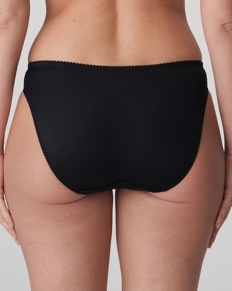 0562120 Madison Tai Black