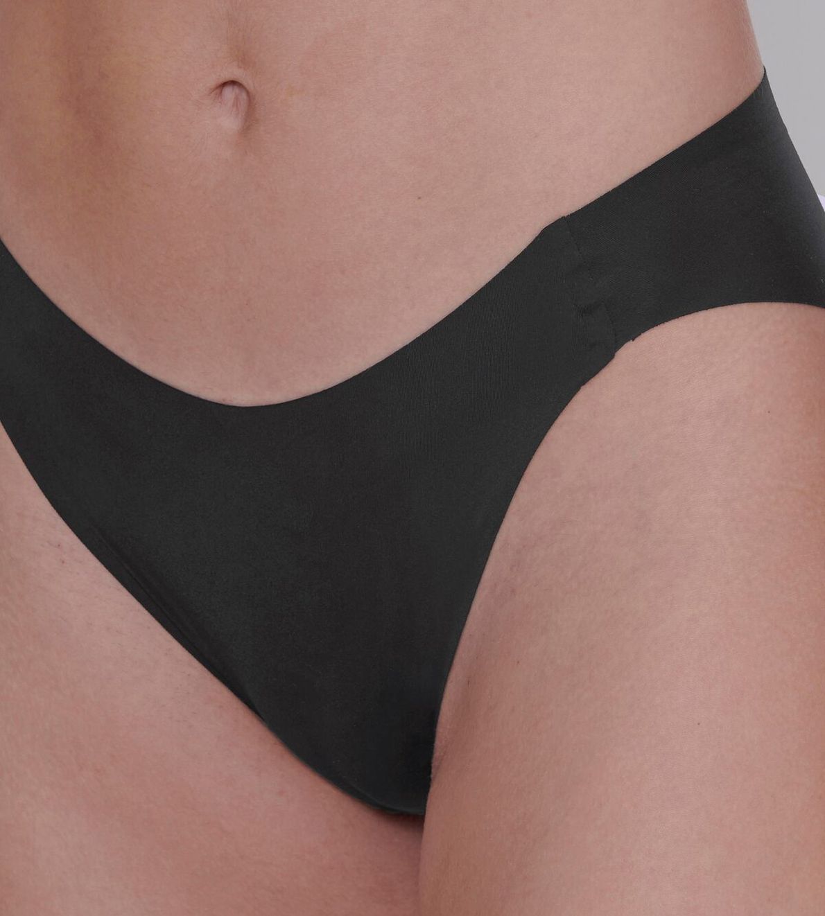 Sloggi Zero Feel 2.0 High Leg Black 04