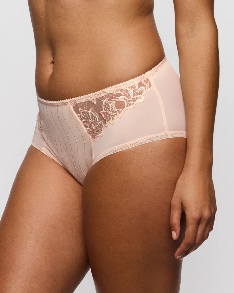 0561816 Deauville Venus