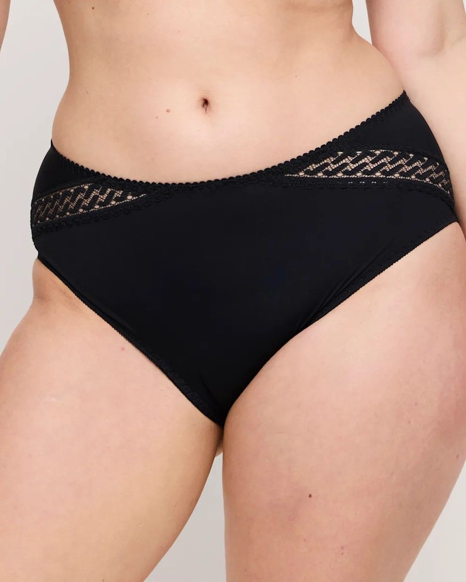 0563381 Montara Black